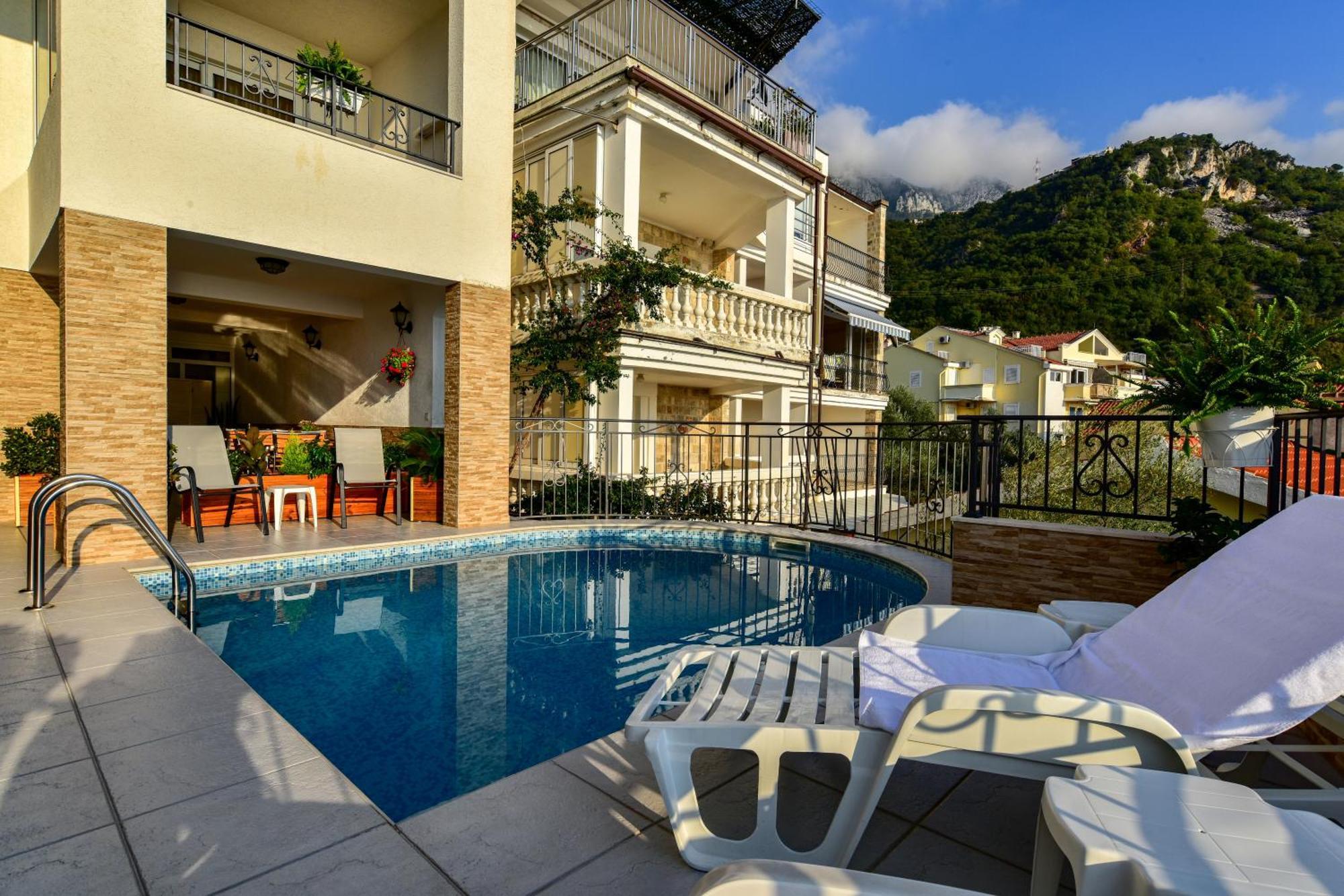 Leut Apartman *
